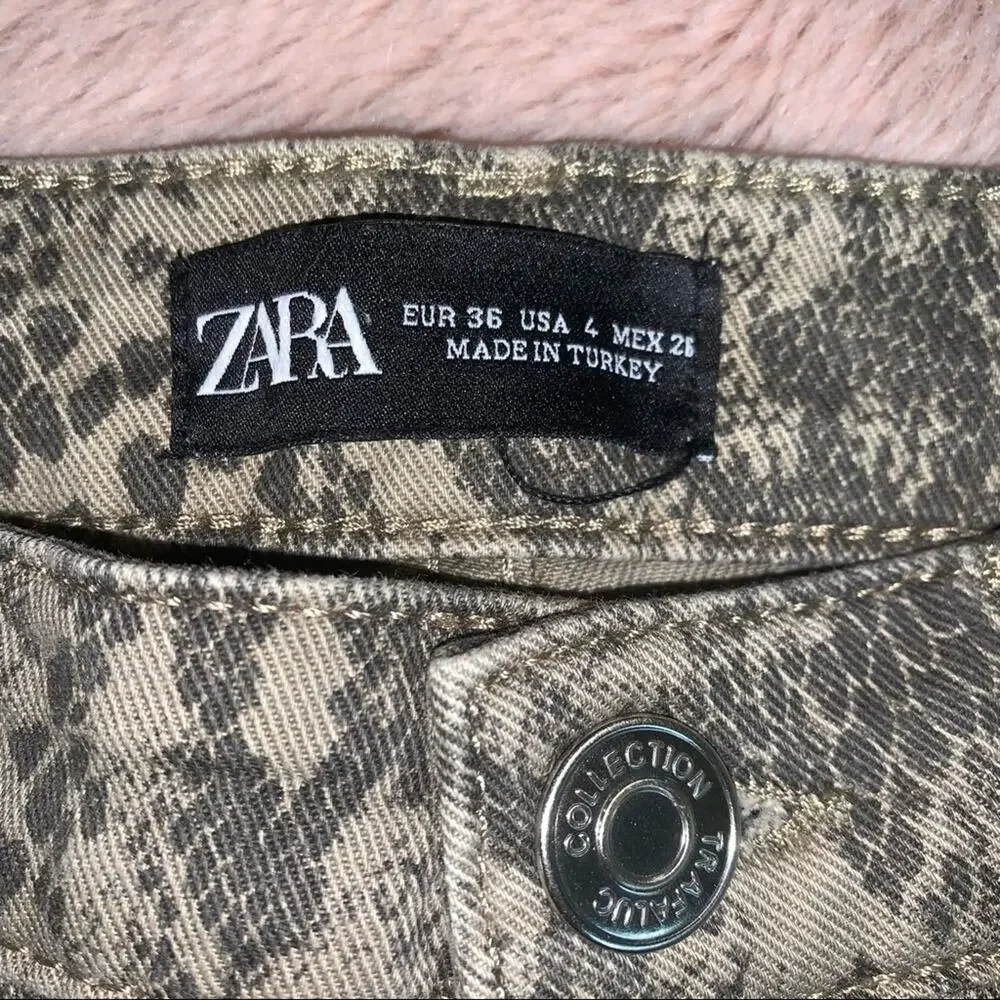 Zara Snake Print Tan & Brown High-Rise Skinny Jeans Size: 4